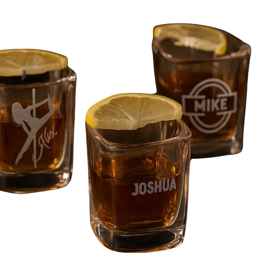 [SHG-GR-ECK] Schnapsglas mit Gravur